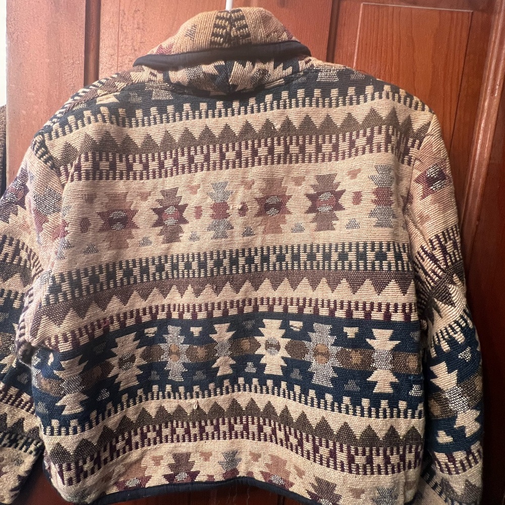 Geometric Patterned Jacket with Button Closure ta… - image 5